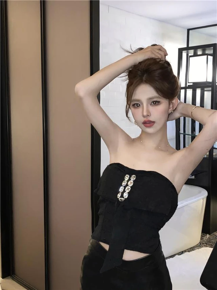 Кроп-топ женский с открытой спиной пикантная модная майка на бретельках туника в