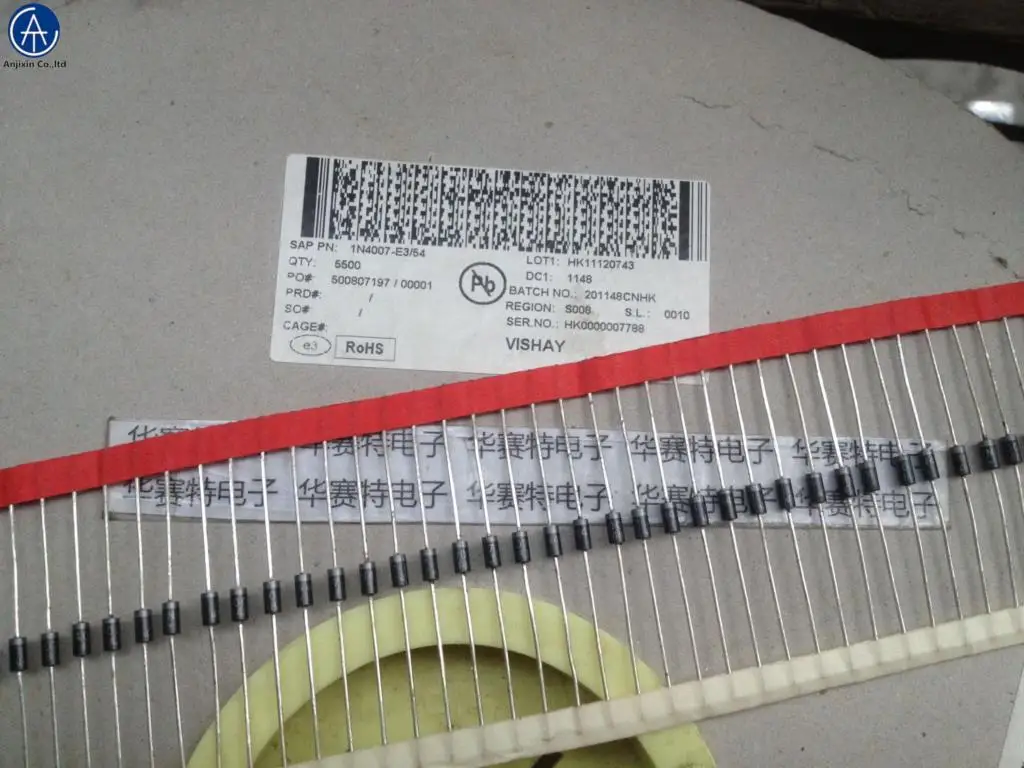 100 шт. 100% оригинальный новый 1N4007-E3/54 1N4007 IN4007 DO-41