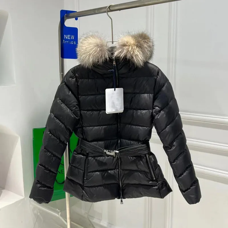 

2022 Women Winter Puffer Jacket Down Coats Real Fox Fur Short Fashion Parka Warm Female Thicken Outerwear Lady Belt Clothing