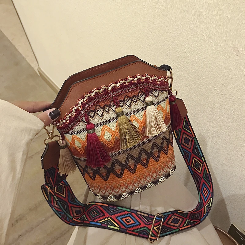 

Tassel Bags for Women Fashion Handbag Designer Female Crossbody Bag Vintage Ladies Shoulder Bag New Trend Messenger High Quality
