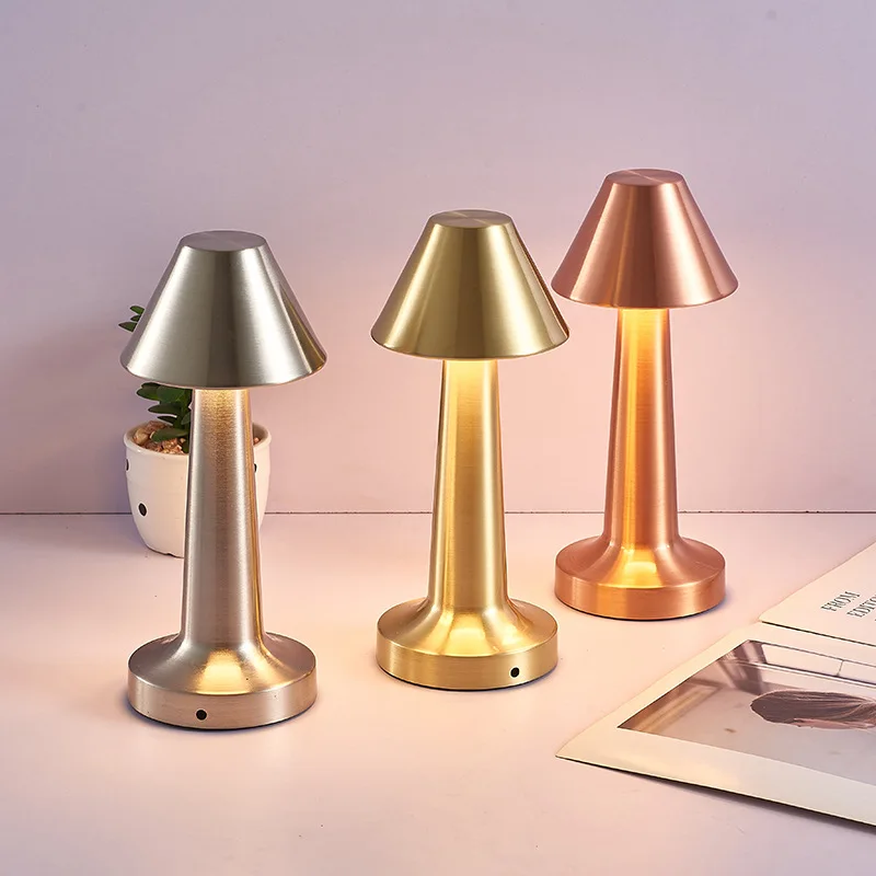 

Retro Bar Table Lamp LED Bedroom Night Lamp USB Rechargeable Touch Sensor Wireless Bedside Lamp for Restaurant Coffee Decor