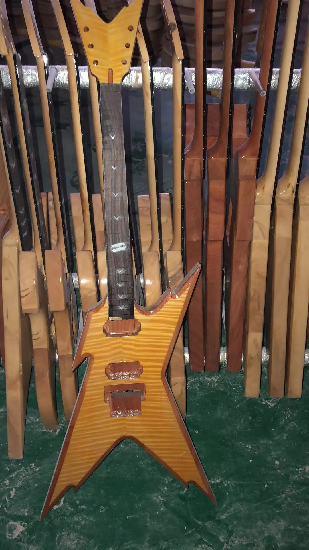 

Ome Electric Guitar No Paint