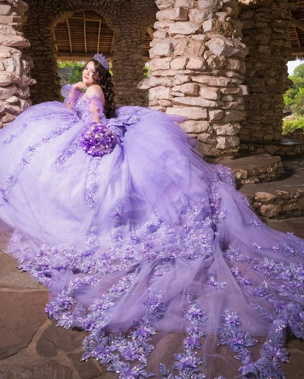 Фото Сиреневые платья Quinceanera, бальное платье с открытыми плечами и аппликациями, милые платья 16, 15 лет, по индивидуальному заказу №2