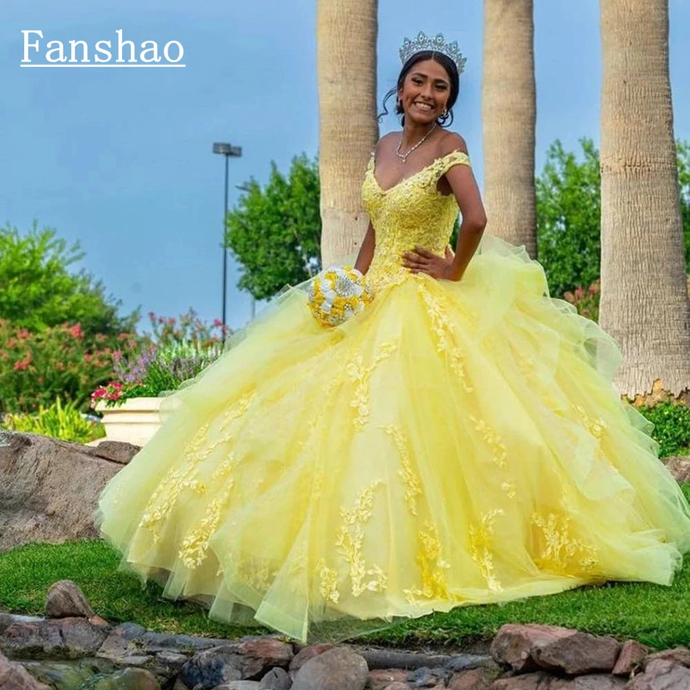 

Fanshao wd509 Sweet 16 Quinceanera Dress Off Shoulder Appliques Sequins Flowers Princess Party Gown Vestidos De 15 Años