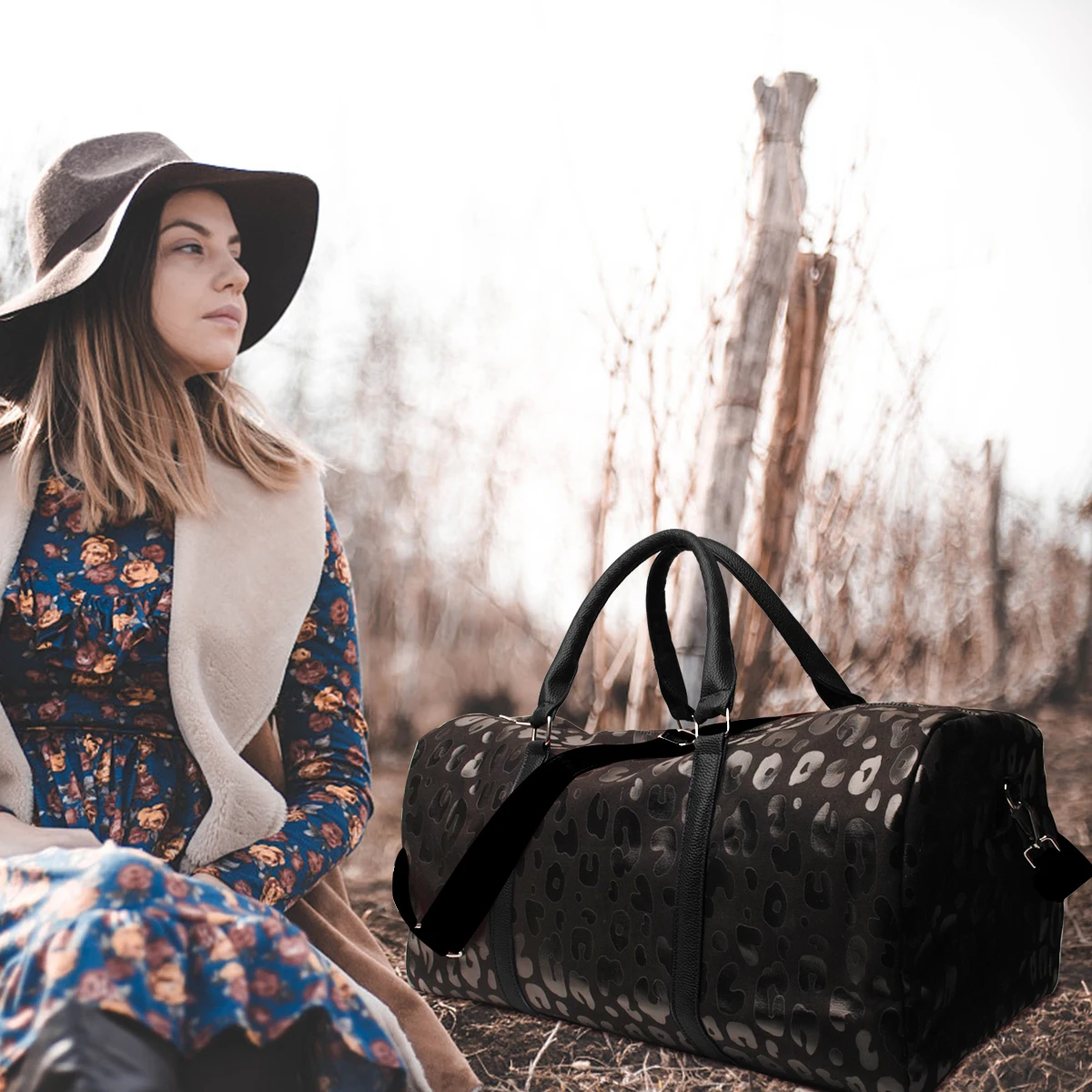 Weekend Black Leopard Canvas Duffle Totes Cheetah Animal Travelling Bag Large Sports Holiday Duffle Bag Overnight Girls Domil