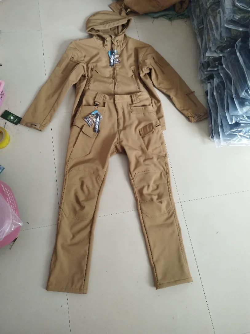 Спортивный костюм мужской