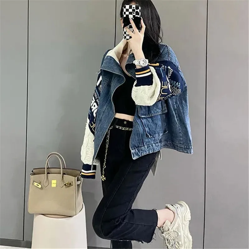 

Женская джинсовая куртка в стиле пэчворк, демисезонная Свободная куртка в европейском стиле, верхняя одежда в Корейском стиле, 2023