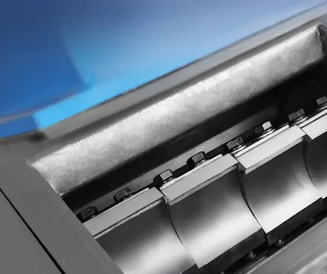 Мощный измельчитель пластика машина для дробления костей ПВХ труб 150-200 кг/ч