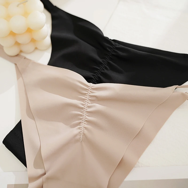 Жас қыздар жылағанша жыныстық қатынасқа түседі