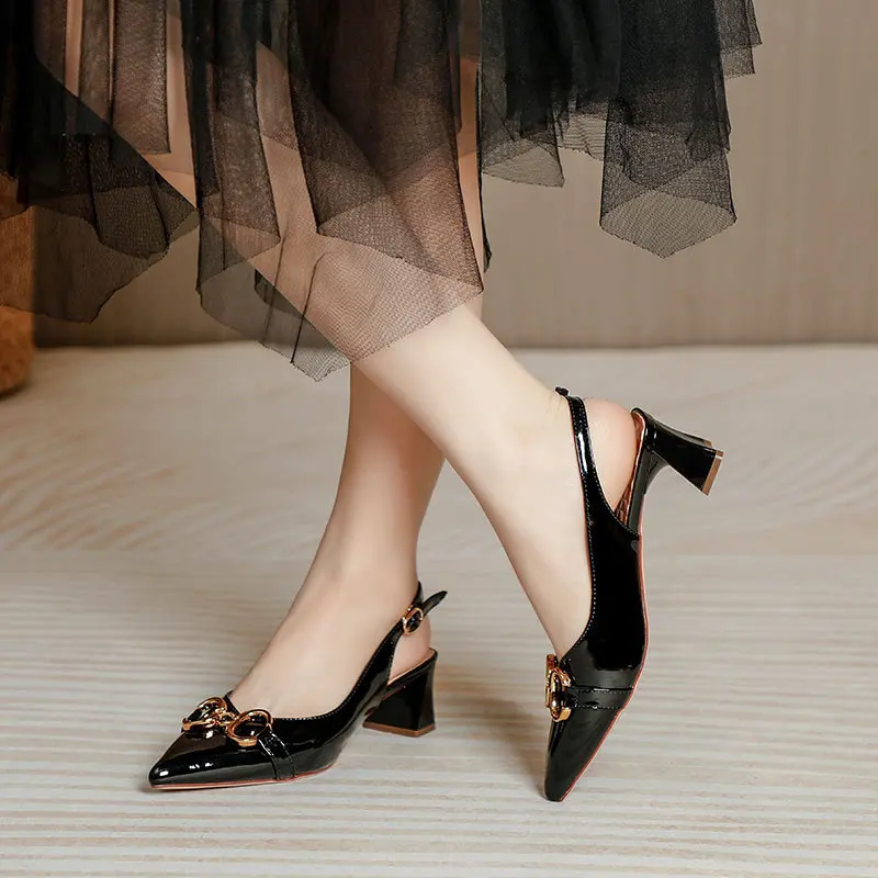 

Summer 2022 New High Heel Sandals Women's Thick Back Trip Strap Fairy Style Pointed Horse Shackles