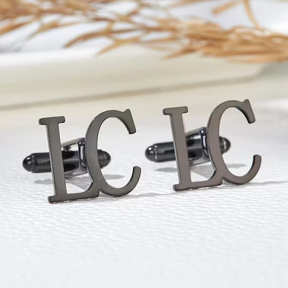 Рисунок 4 - Запонки с надписью из нержавеющей