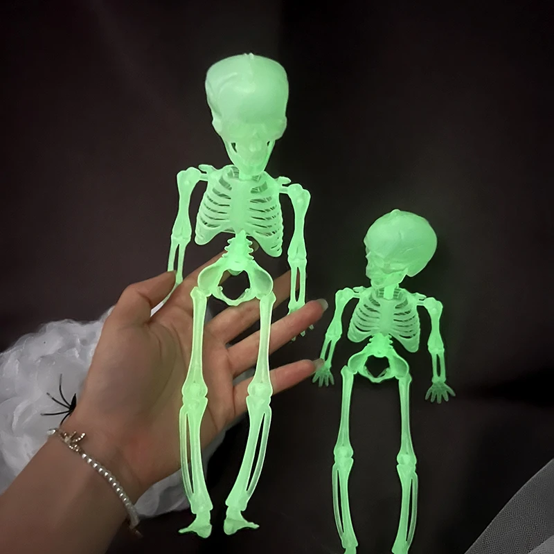 

Black/White Halloween Luminous Skull for Home Bar Decor Terror Haunted House Halloween Party Decoration Supplies Kids Gift Toys