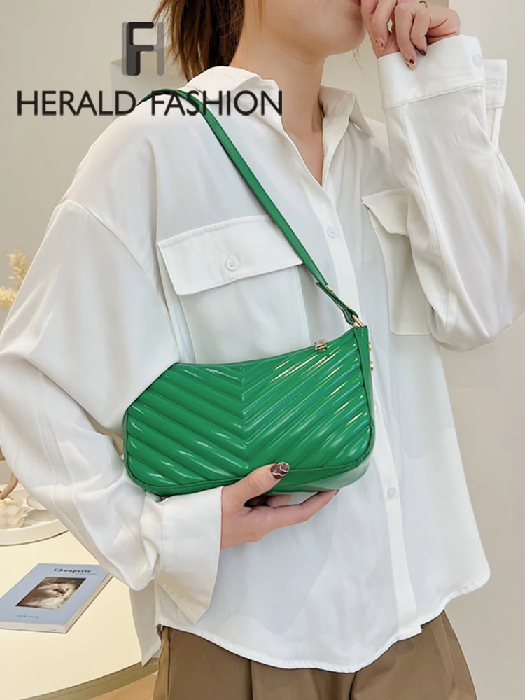 

Модные стеганые Наплечные сумки V-образной формы для женщин, сумка-тоут из искусственной кожи для подмышек с вышивкой, ручная сумка для подм...