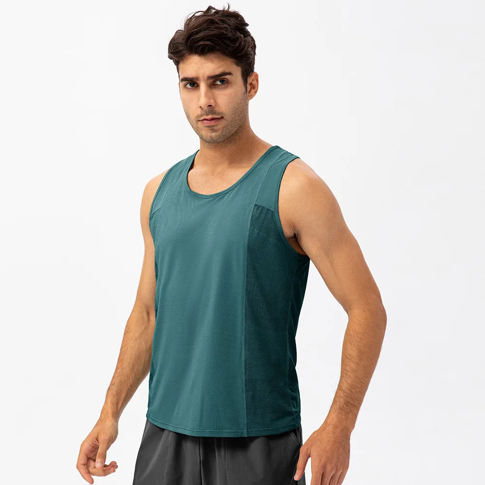 Men's Sports Vest Loose T-Shirt Breathable Quick Drying Fitness Clothes Outdoor Running Training Vest Mesh Breathable Tank Top