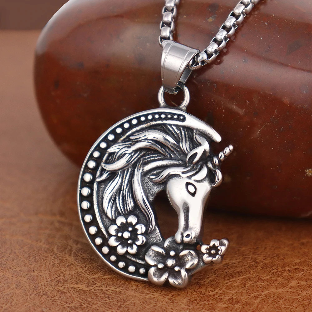 Ожерелье с подвеской в виде единорога и луны из нержавеющей стали 316L для женщин -
