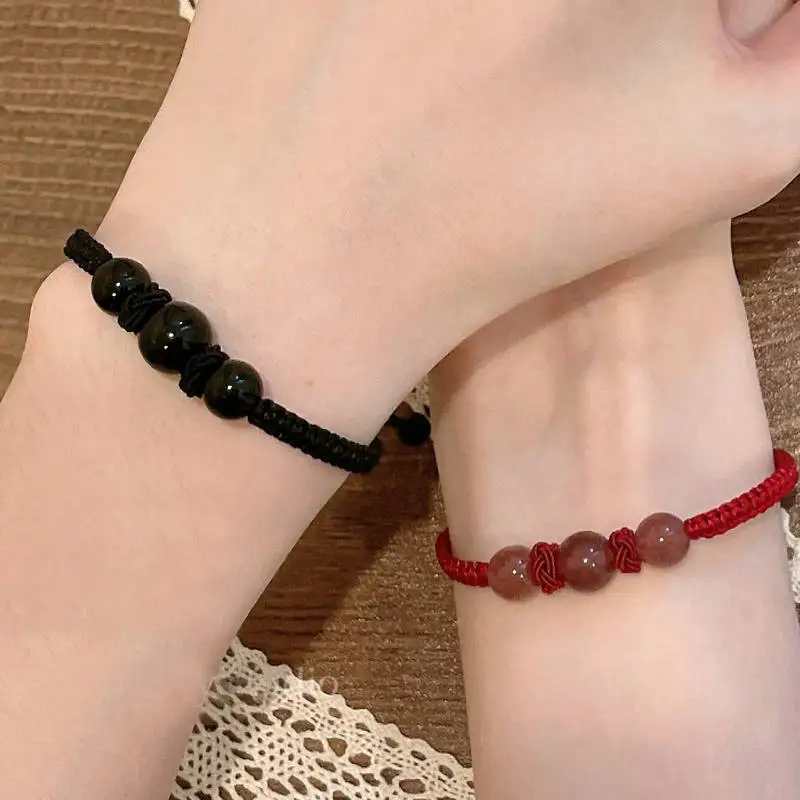 

Плетеный браслет из натуральной Красной веревки для мужчин и женщин, украшенный бисером и клубничным кристаллом, подарок для влюбленных
