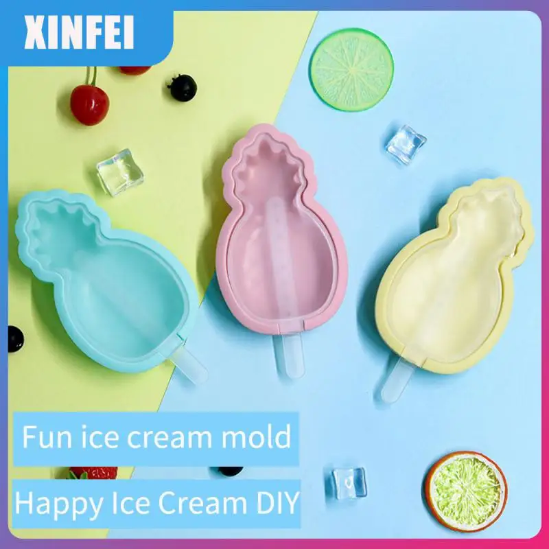 

Household Quick-frozen Pineapple Silicone Mold Chocolate Candy Bar Mold Ice Chocolate Food Grade Silicone Diy Ice Cream
