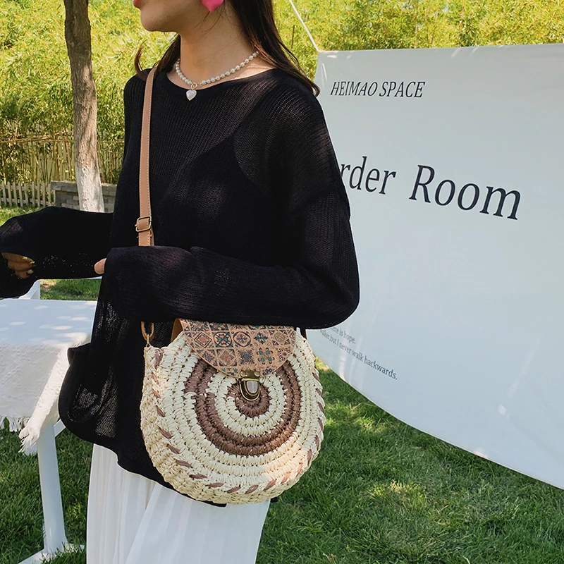 Brand Designer Round Straw Women Shoulder Crossbody Bags 2023 New Handbag Purses Summer Woven Beach Ladies Messenger Travel Bag