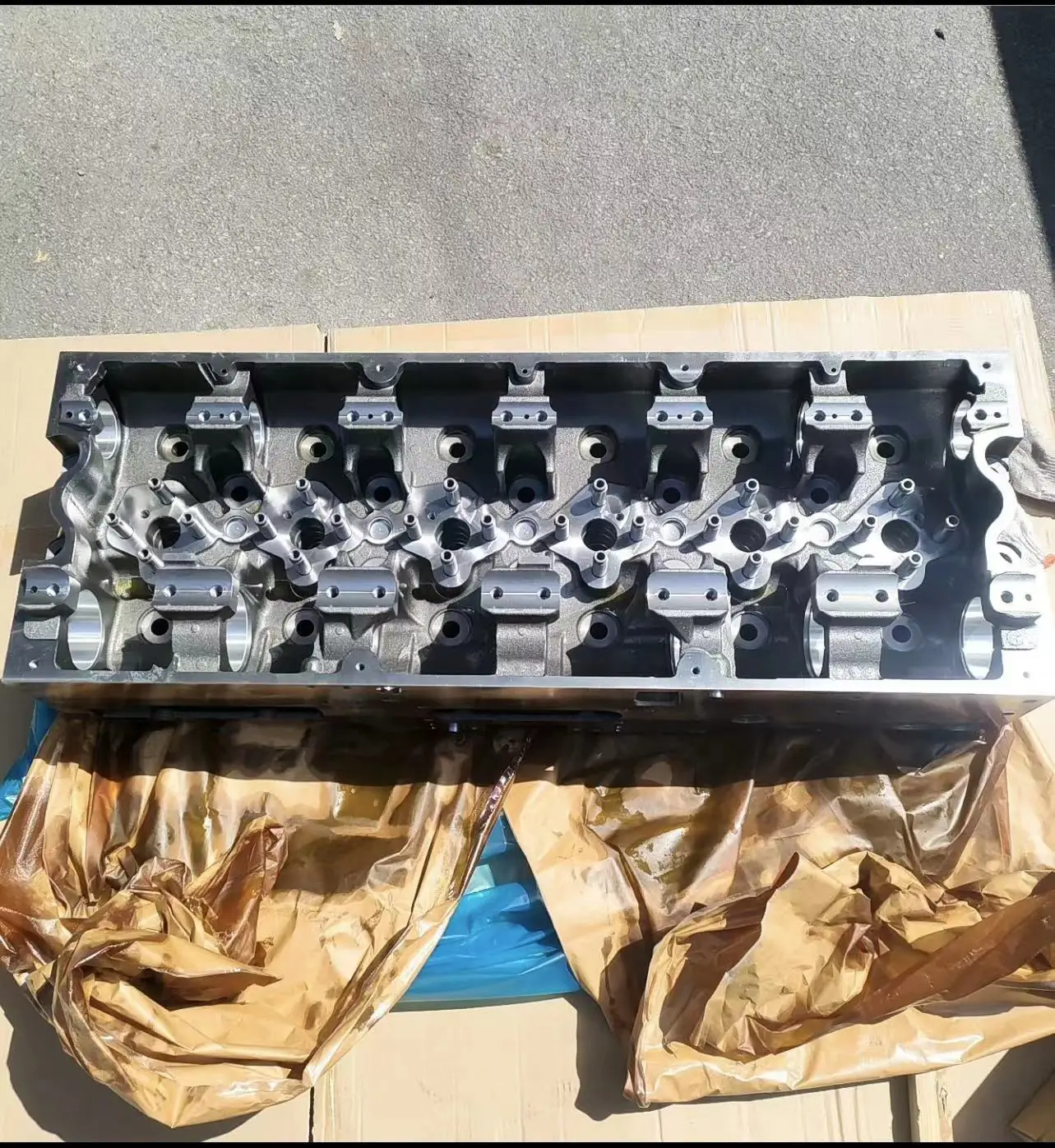 Запасные части 310-4287 310-4450 438-6011 541-3784 для QSX15 KTA19 KAT50 головки блока цилиндров Cummins