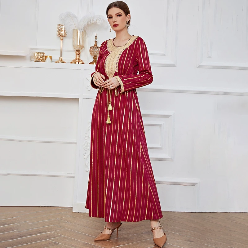 

Muslim Dress Elegant Ethnic Embroidery Long Dress Full Sleeve Bronzing Print Arabic Women Lace-up Dress Kaftan Robe Eid