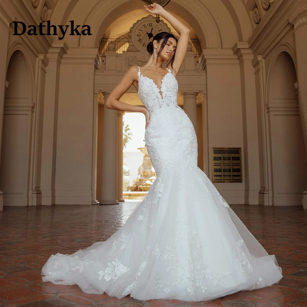 

Dathyka Gorgeous Backless Mermaid Wedding Dress For Brides V-neck Straps Appliques Wedding Dresses Vestido De noiva Personalised