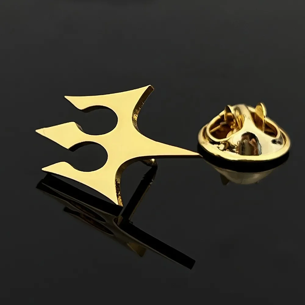 Сдержанный стиль золотой цвет нержавеющая сталь Erlang God Trident брошь из титановой
