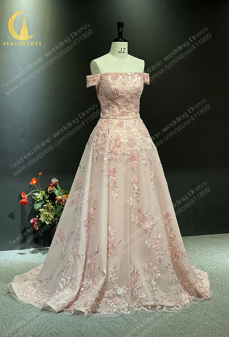 Рисунок 3 - 3201 Zuhair Murad с открытыми плечами