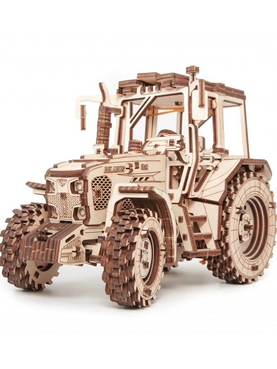 Сборная модель деревянная 3D конструктор Трактор Беларус-82 заводной механизм |