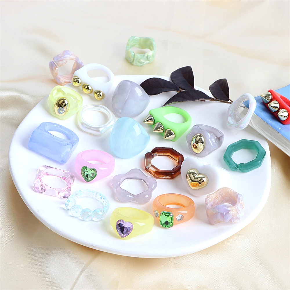 

Оптовая продажа, 20 шт./лот, модные открытые кольца из акриловой смолы с имитацией ракушки, красочные украшения для женщин и мужчин, смешанные...