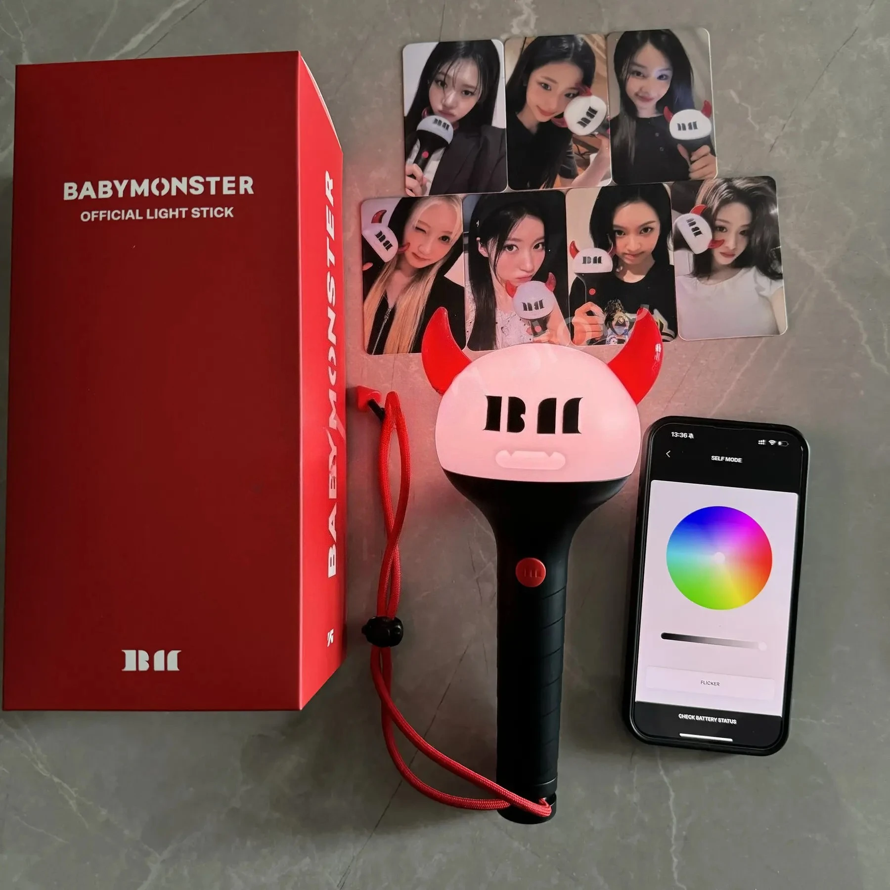 Фото Оригинальный световой стик Kpop BABYMONSTER с Bluetooth, концертный светильник BAEMON, ручной фонарь для фанатов RORA ASA RUKA, флуоресцентный. №2