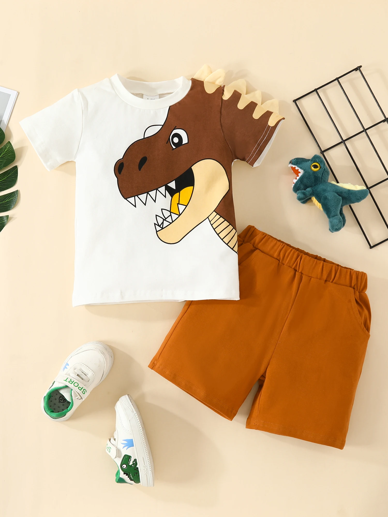 

COTUMEl Toddler Boys Outfits Cartoon Dinosaur Print Short Sleeve T-Shirt and Elastic Shorts 2PCS Cute Summer Baby Clothes