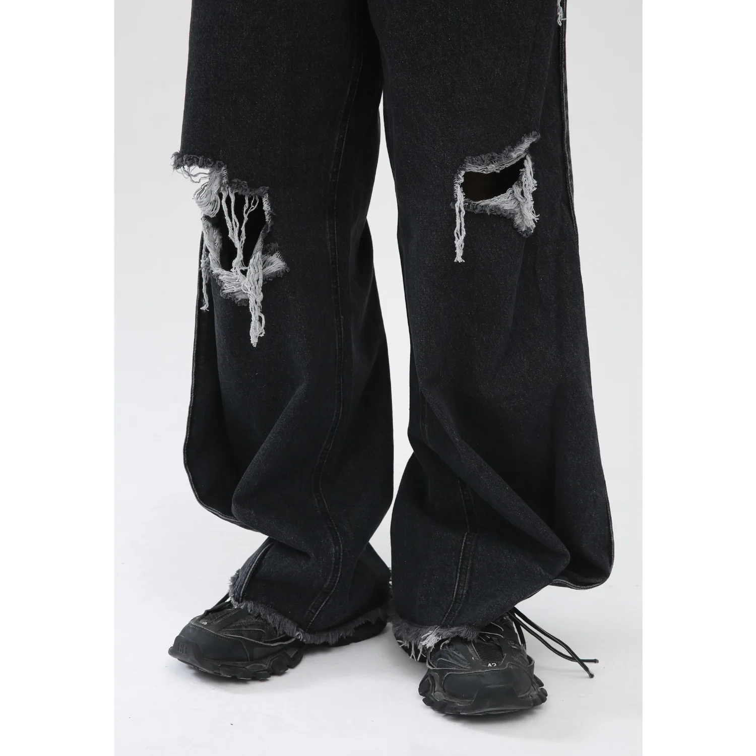 Men Jeans Korean Version Trend Letter Printing Loose Ripped Raw Edge Jeans Hip Hop Design Trousers Street Clothing Ins Hot Sale