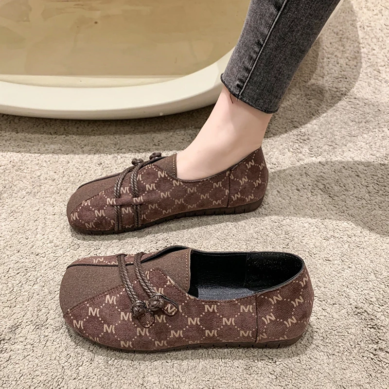 

2023 High Quality Women's Shoes Autumn Slip-on Soft Bottom Women's Flats Light Flat Ladies Shoes Casual Mom's Outdoor Flats
