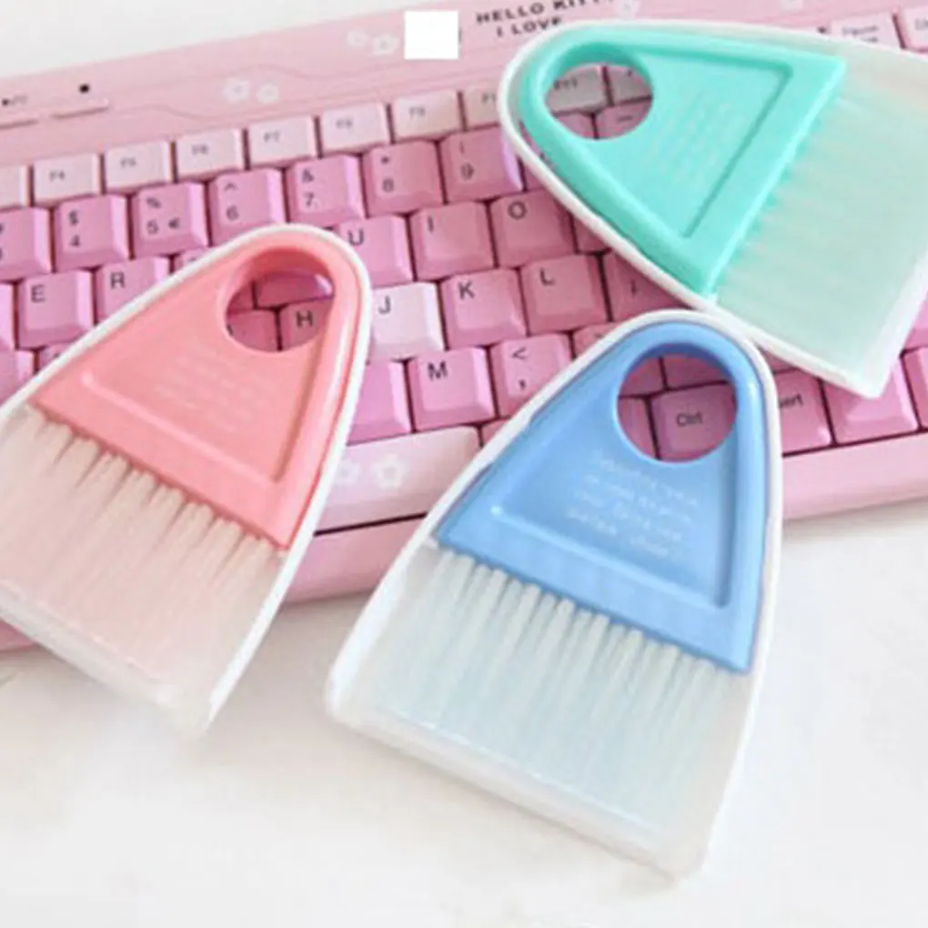 

Plastic Mini Broom Dustpan Keyboard Brush Set Table Desk Keyboard Cleaning Tool Random Color