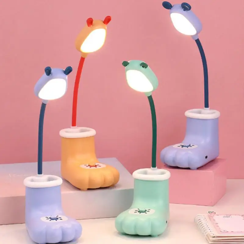 

LED Cat Claw Pen Holder Table Lamp USB Charging Night Light Eye Protection 360 ° Adjustable Student Gift Study Bedroom Desk Lamp