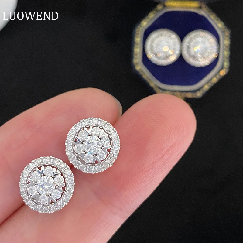 

LUOWEND 18K White Gold Earrings Luxury Real Natural Diamonds 0.90carat Classic Shape Stud Earrings for Women Engagement Jewelry
