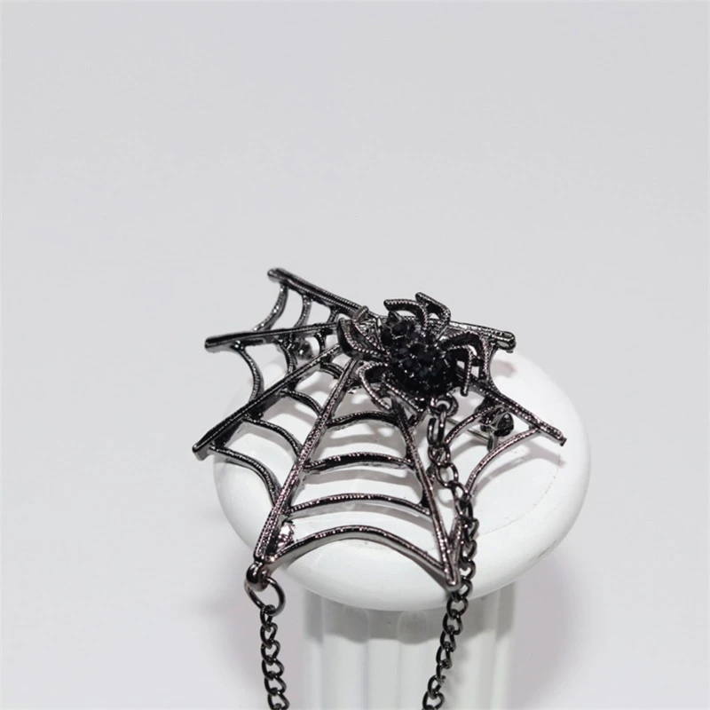 Брошь с сеткой в ​​виде пауков на лацкане цепочкой булавка для лацкана Хэллоуин