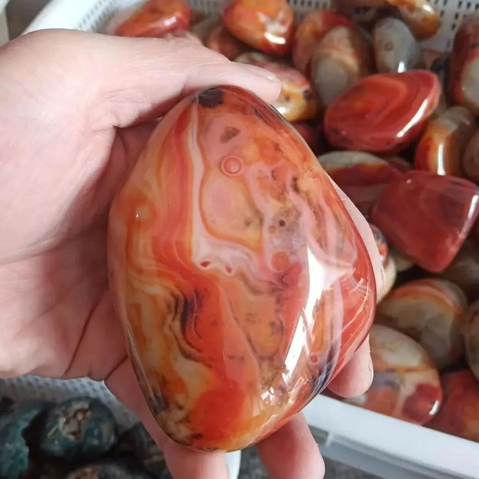 

Натуральный гладкий агат