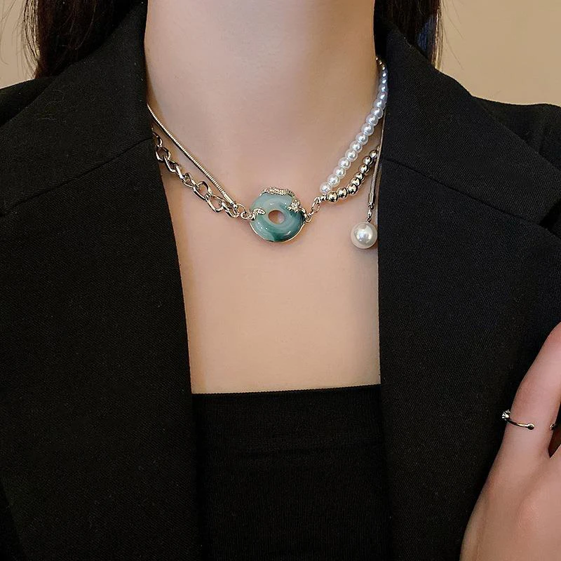 Винтажное металлическое ожерелье с подвеской в виде дракона и нефрита