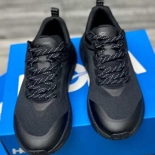 

HK MEN light Road trail Marathon running racing shoes men`s thick sole shockproof country cross travel Sneakers mens runners