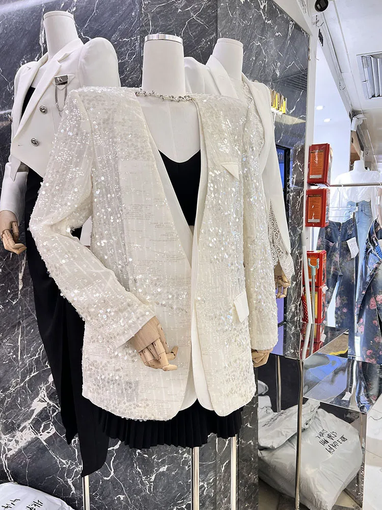 

Женский блейзер с V-образным вырезом и длинным рукавом