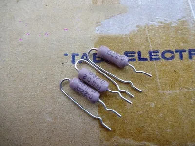 

Fukushima resistor 2W 0.22R 2W 0.22ohm 2W 0.22ohm