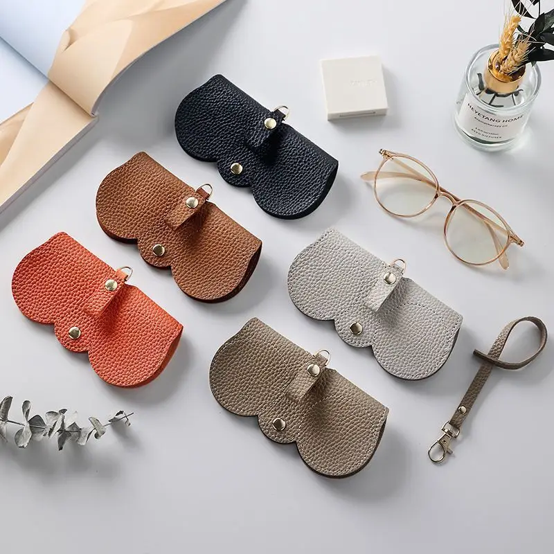

New PU Sunglasses Bag Portable Glasses Case Sunglasses Protective Case Car Glasses Case Simple Sunglasses Glasses Clip