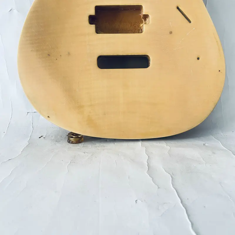 FB286 натуральный цвет твердая красная древесина с пламенным верхним корпусом