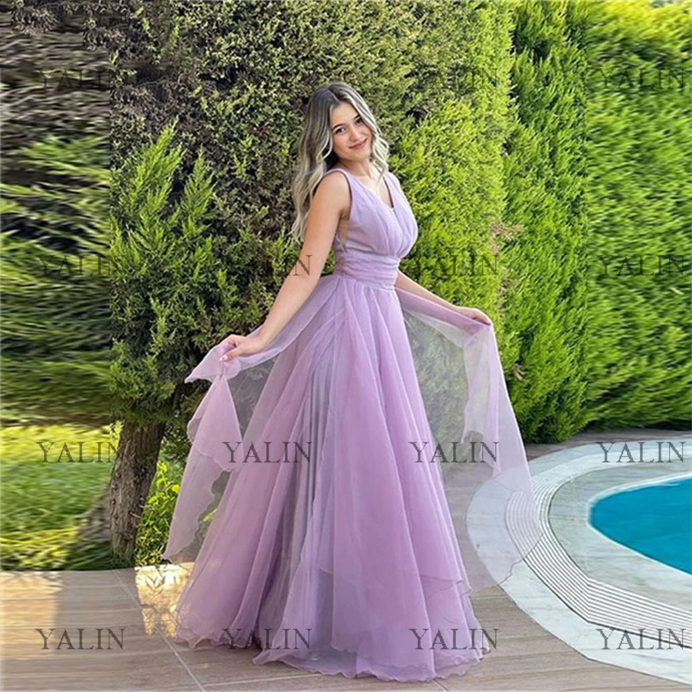 

YALIN Simple V-Neck Prom Dresses Floor Length Chiffon Tiered Boho Homecoming Dress Long Backless A-line Party Gowns