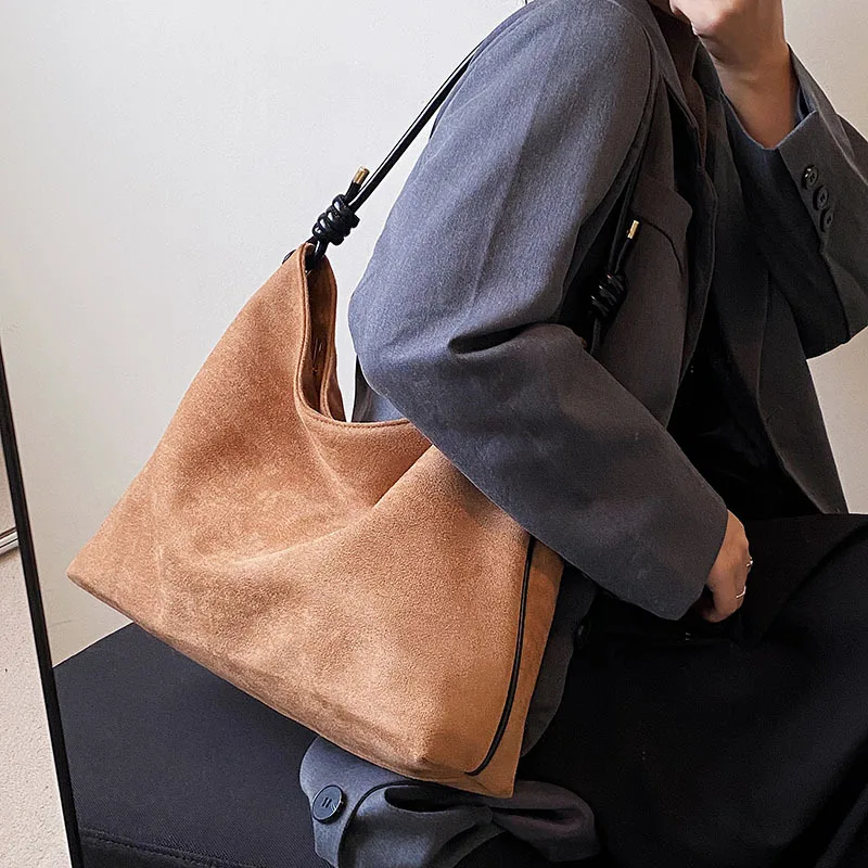 

2022 New Spring Autum Solid Corduroy Shoulder Bags Shopping Bag Tote Package Bags Purses Casual For Women Bookbag