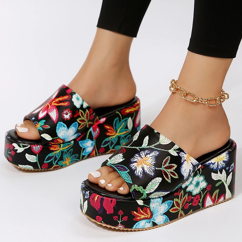 

Women's Beach Slippers 2023 Summer Fashion Bohemia Wedges Slippers for Women Platform High-heeled Slippers Women Casual Shoes