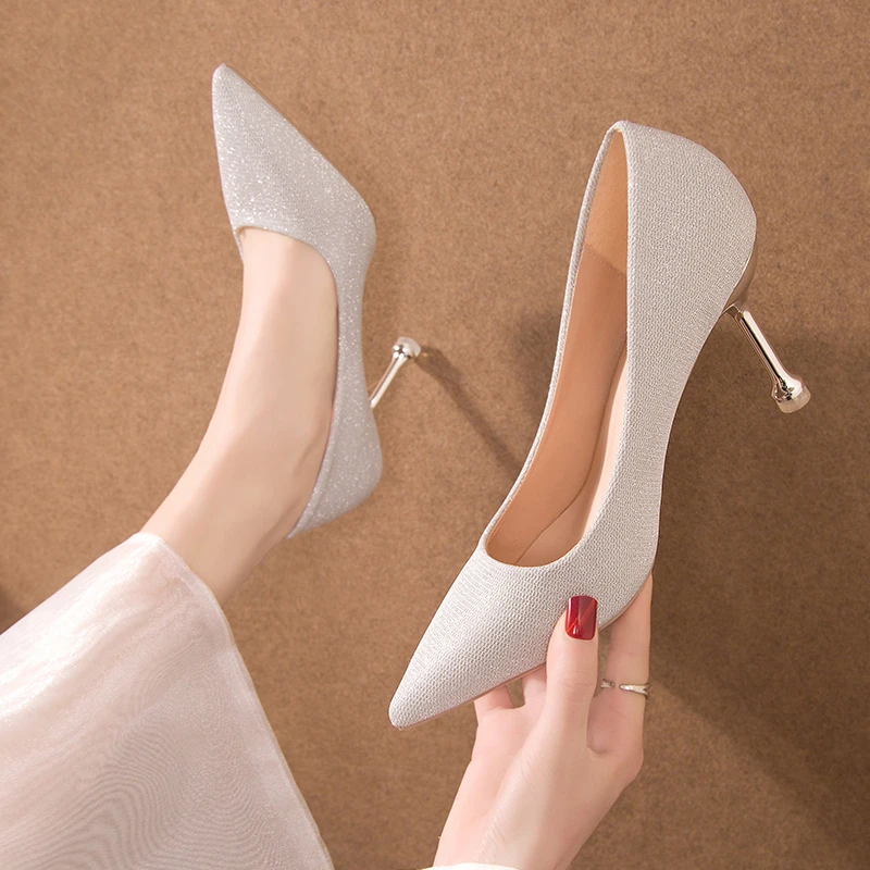 

Full Dress High-heeled Shoes Design Sense of Minority Temperament Goddess Model New Slim Heeled Shoes for Women