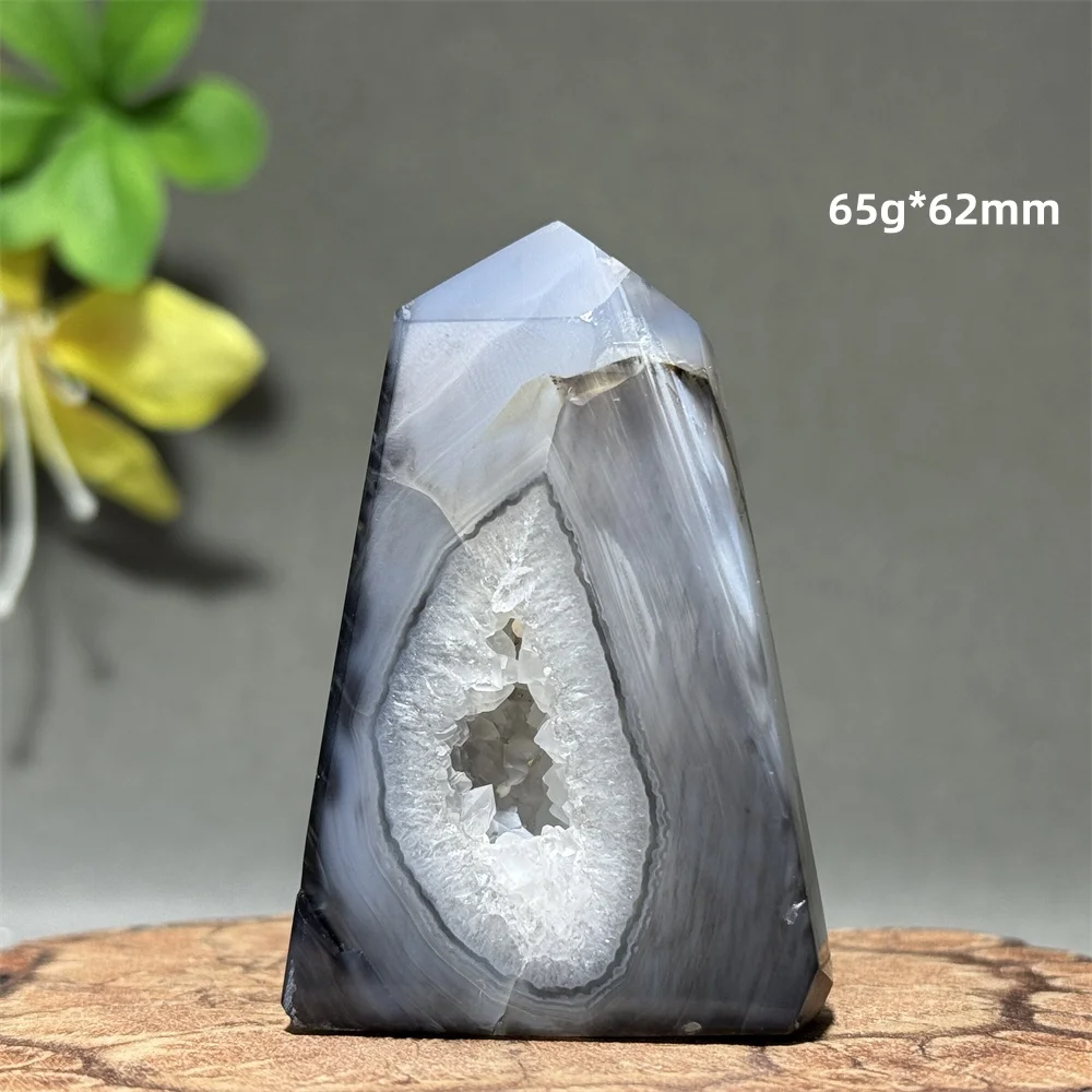 

Черный агат, кристалл, обелиск
