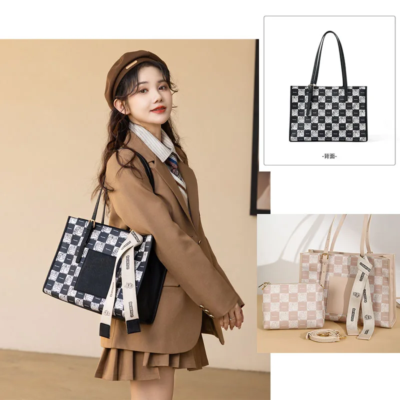 

Kawaii New Fashion Y2K Doraemon Shoulder Bag Fashion Cartoon Girls Large Capacity Commuting Handheld Senior Sense of Tot Bag